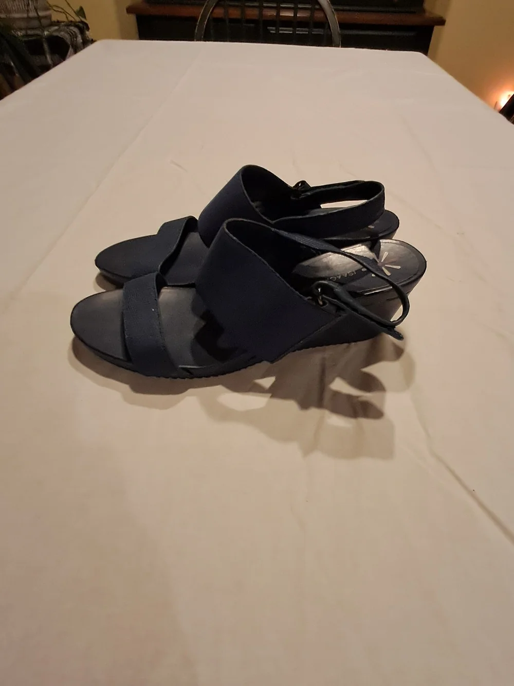 Isaac Mizrahi Navy Wide-Strap Comfort Sandals Size 8M